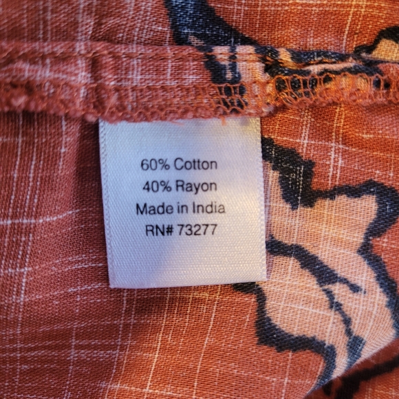 Sonoma Good For Life. V Neck Orange And White Button Down Women's Blouse. Size M - Picture 7 of 11